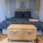 Maderedocevida Bed & Breakfast