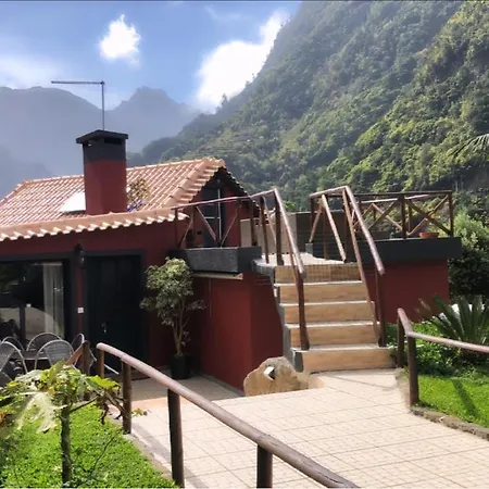 Bed & Breakfast Maderedocevida