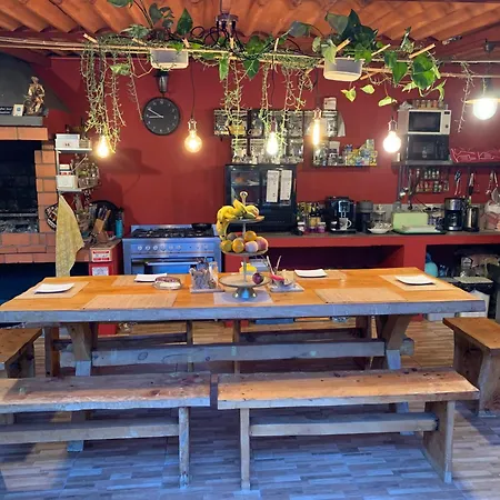 Maderedocevida Bed & Breakfast