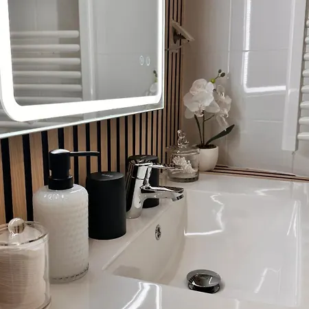 Bed & Breakfast Maderedocevida 3*