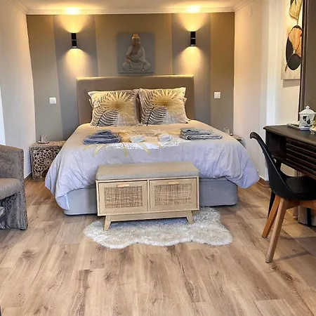 Maderedocevida Bed & Breakfast