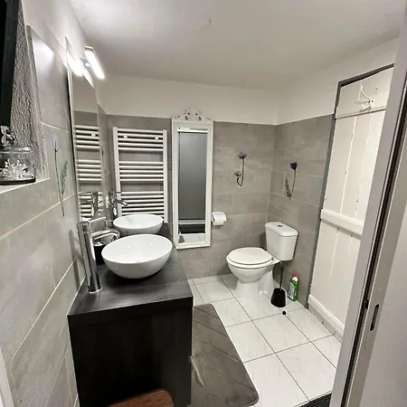 Bed and breakfast Maderedocevida