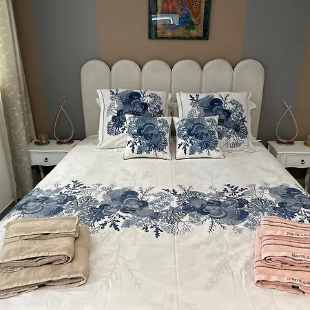 Bed & Breakfast Maderedocevida *