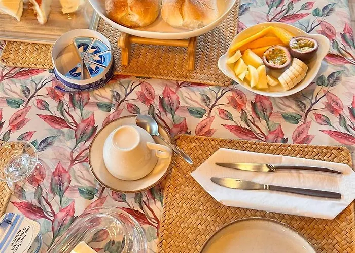 Bed & Breakfast Maderedocevida 3*